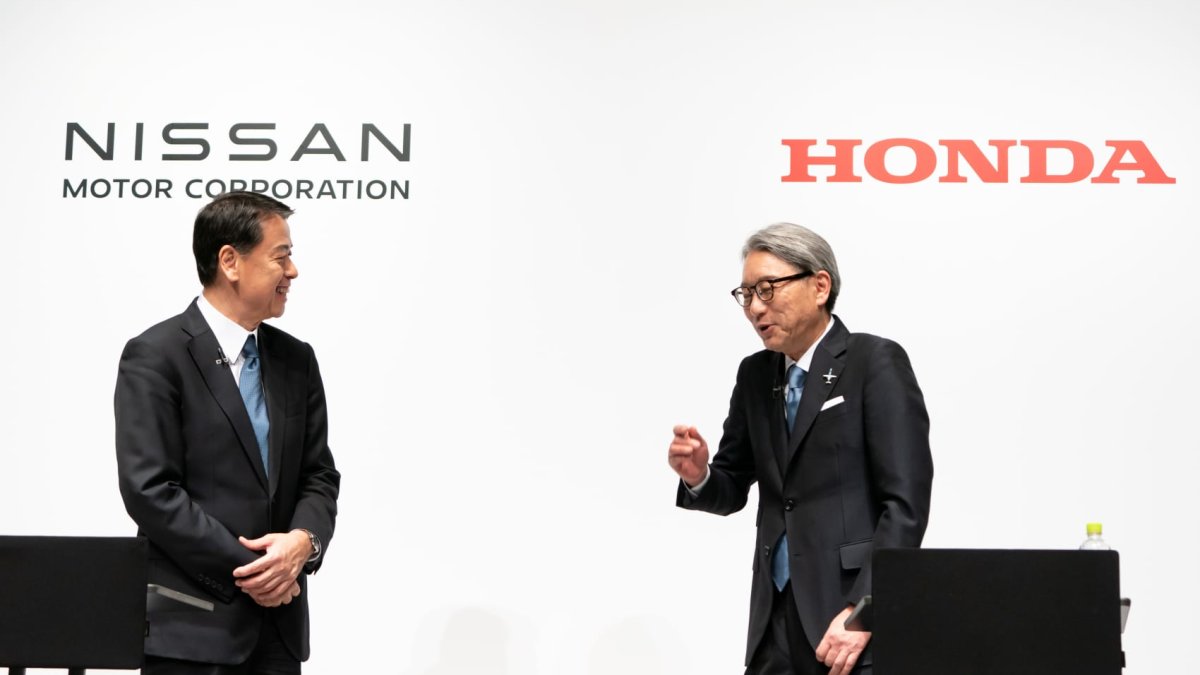Here's what a blockbuster Nissan-Honda merger could mean for the auto industry