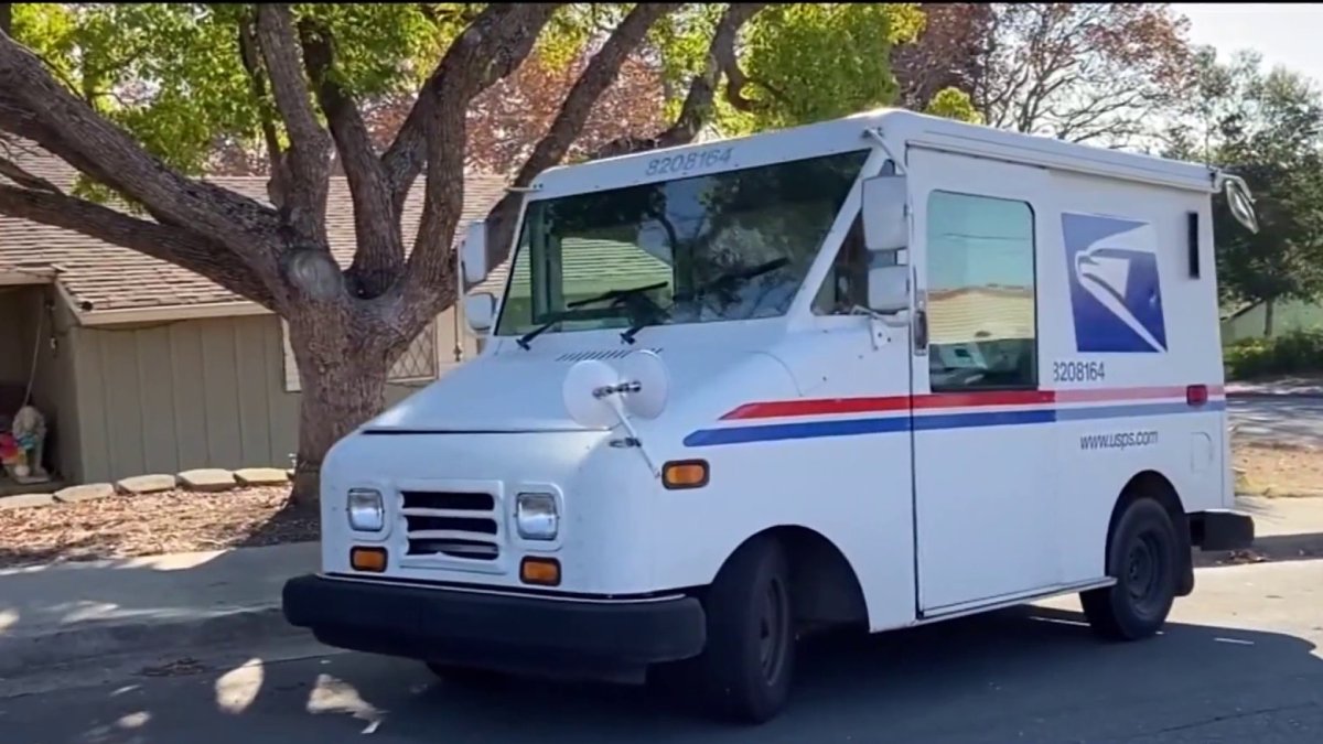 Mail carriers robbed at gunpoint – NBC Bay Area