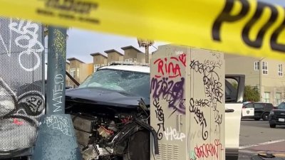 BART police officers injured in crash near West Oakland station