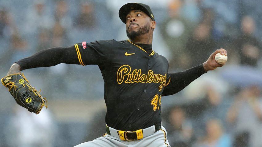 Pirates reliever Aroldis Chapman