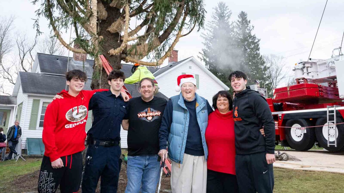 Who donated the Rockefeller Center Christmas tree? – NBC Bay Area