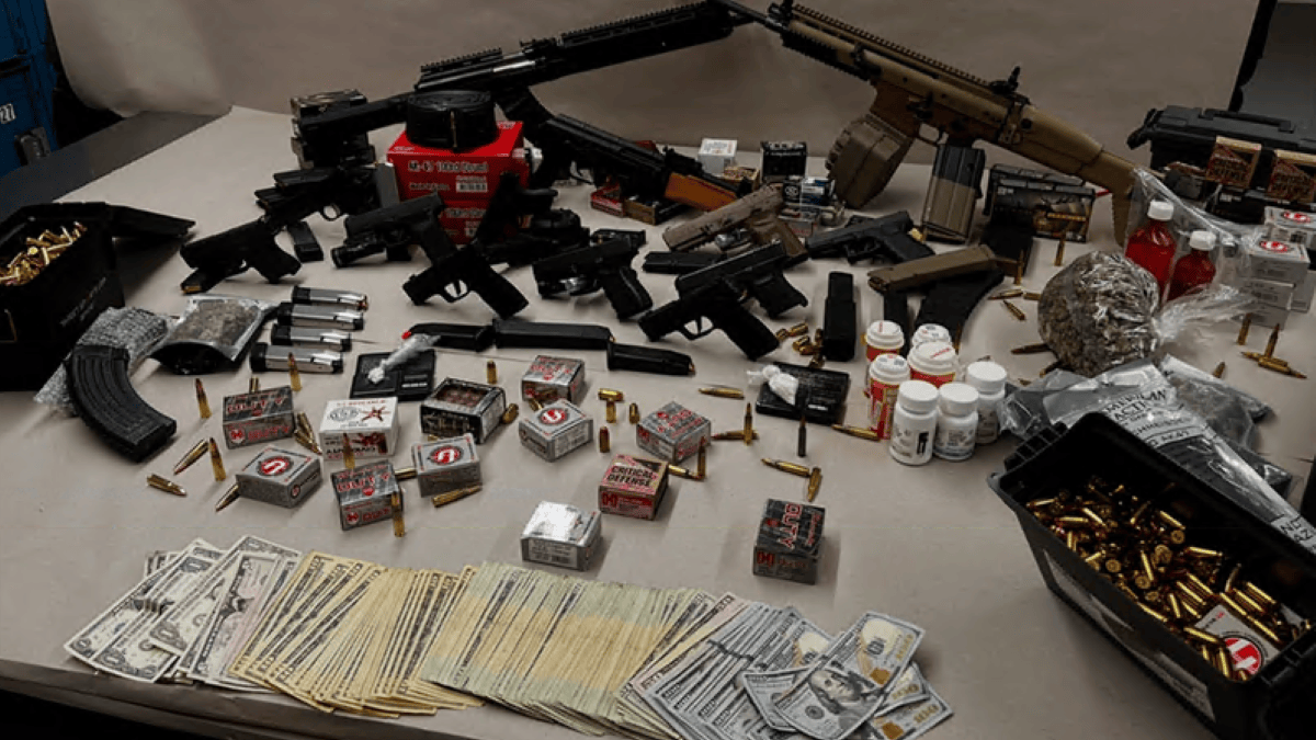 San Jose police bust pair, seize large caches of drugs, guns, ammo ...