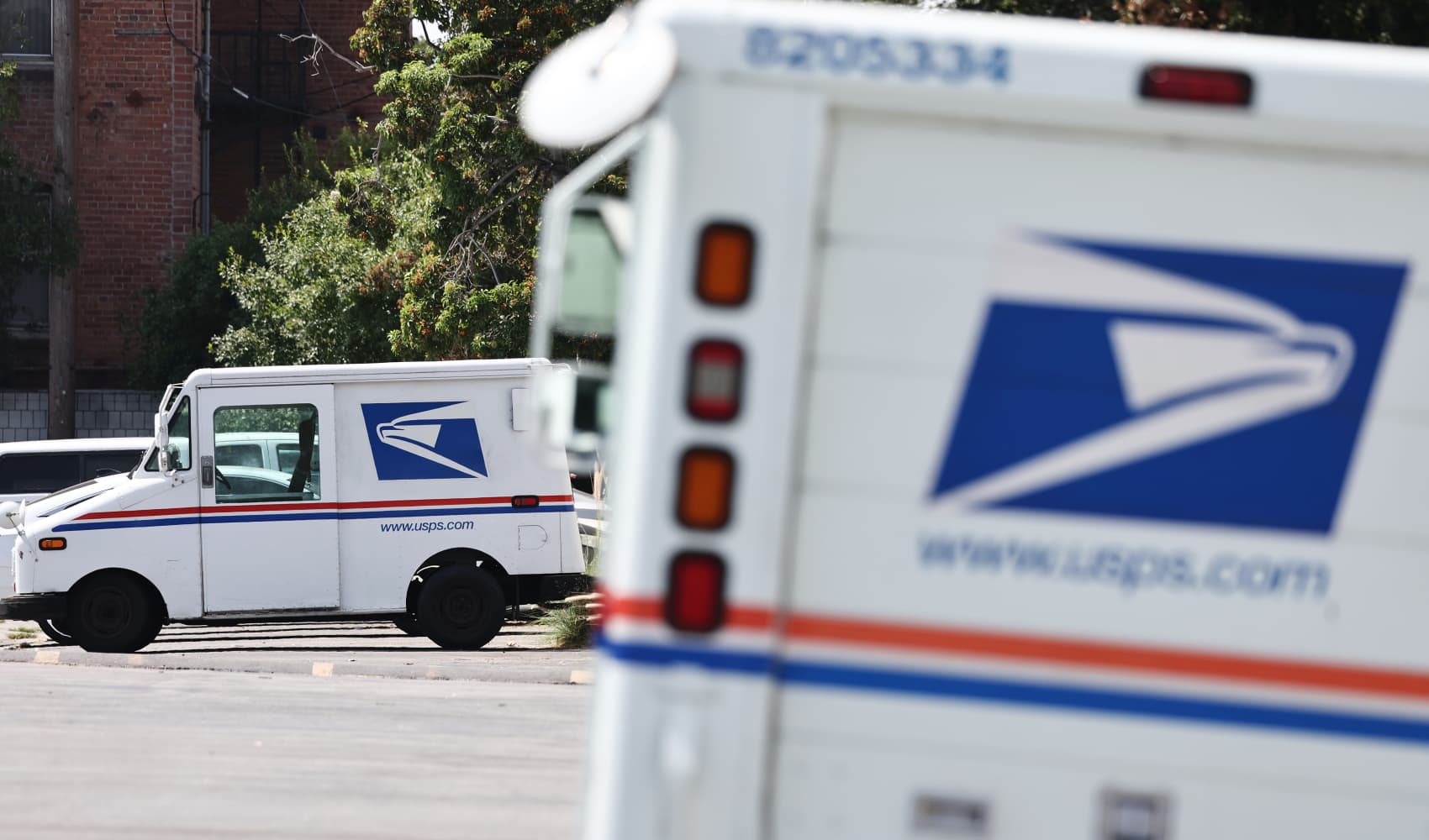 USPS resumes accepting inbound - 108025121 1724444496132 Gettyimages 2168104800 Mt2 3340 Q0pho9yk