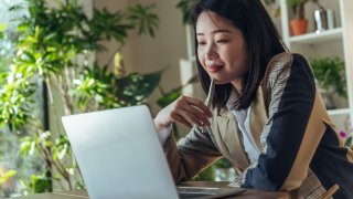 [CNBC] The salary you need to save $1 million for retirement if you start in your 20s, 30s or 40s