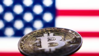 [CNBC] Cryptocurrencies fall after Trump officially establishes U.S. bitcoin reserve