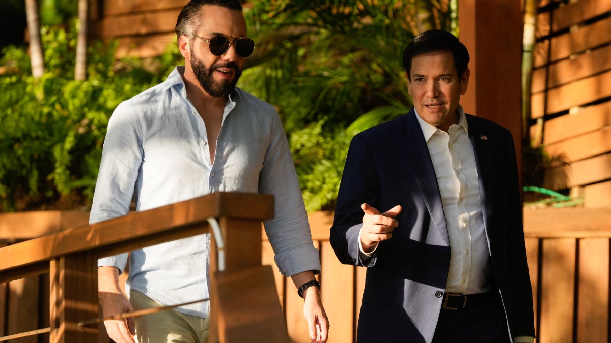 US plans to deport alleged Venezuelan gang members to El Salvador – NBC ...