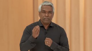Thomas Kurian presents at the Google’s I/O Developer’s Conference in Mountain View, Calif, on May 10, 2023.