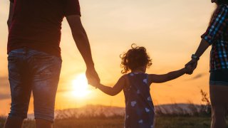 [CNBC] Authoritarian vs. authoritative: The difference between the 2 parenting styles, and which experts recommend to raise successful kids