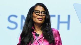 Judy Smith attends 2017 Matrix Awards at Sheraton New York Times Square.