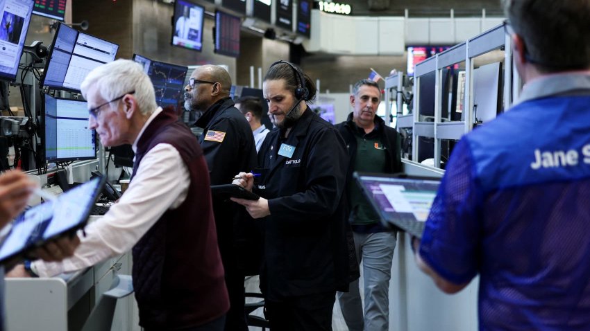 Futures-options traders work on the floor at the American Stock Exchange (AMEX) at the New York Stock Exchange in New York City, U.S., April 10, 2025. 