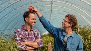 Ori Zohar, left, and Ethan Frisch, right, are the co-founders of single-origin spice brand Burlap & Barrel.