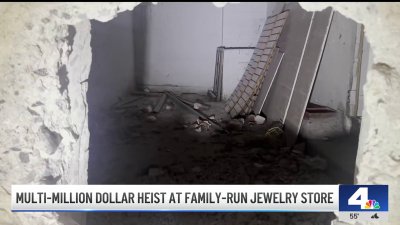 Crooks tunnel into downtown LA jewelry store