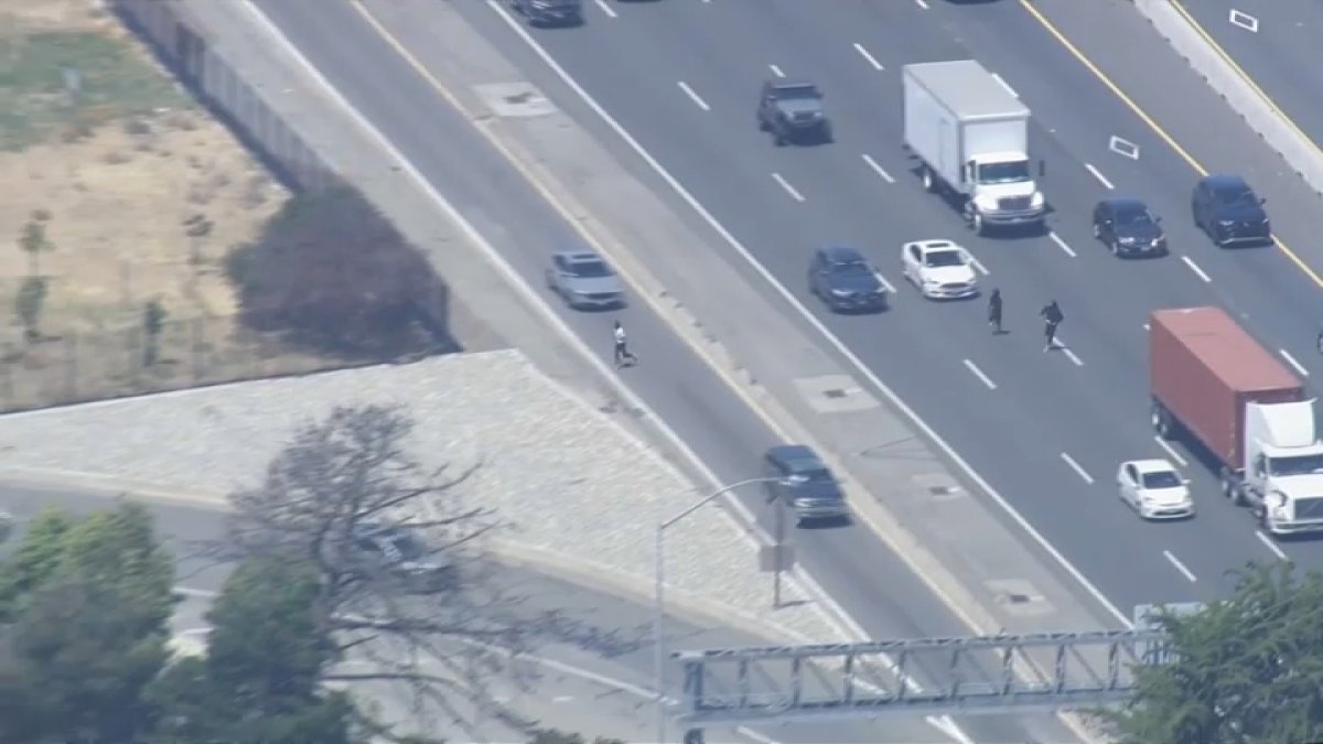 Suspects detained after pursuit on I-80 in East Bay – NBC Bay Area