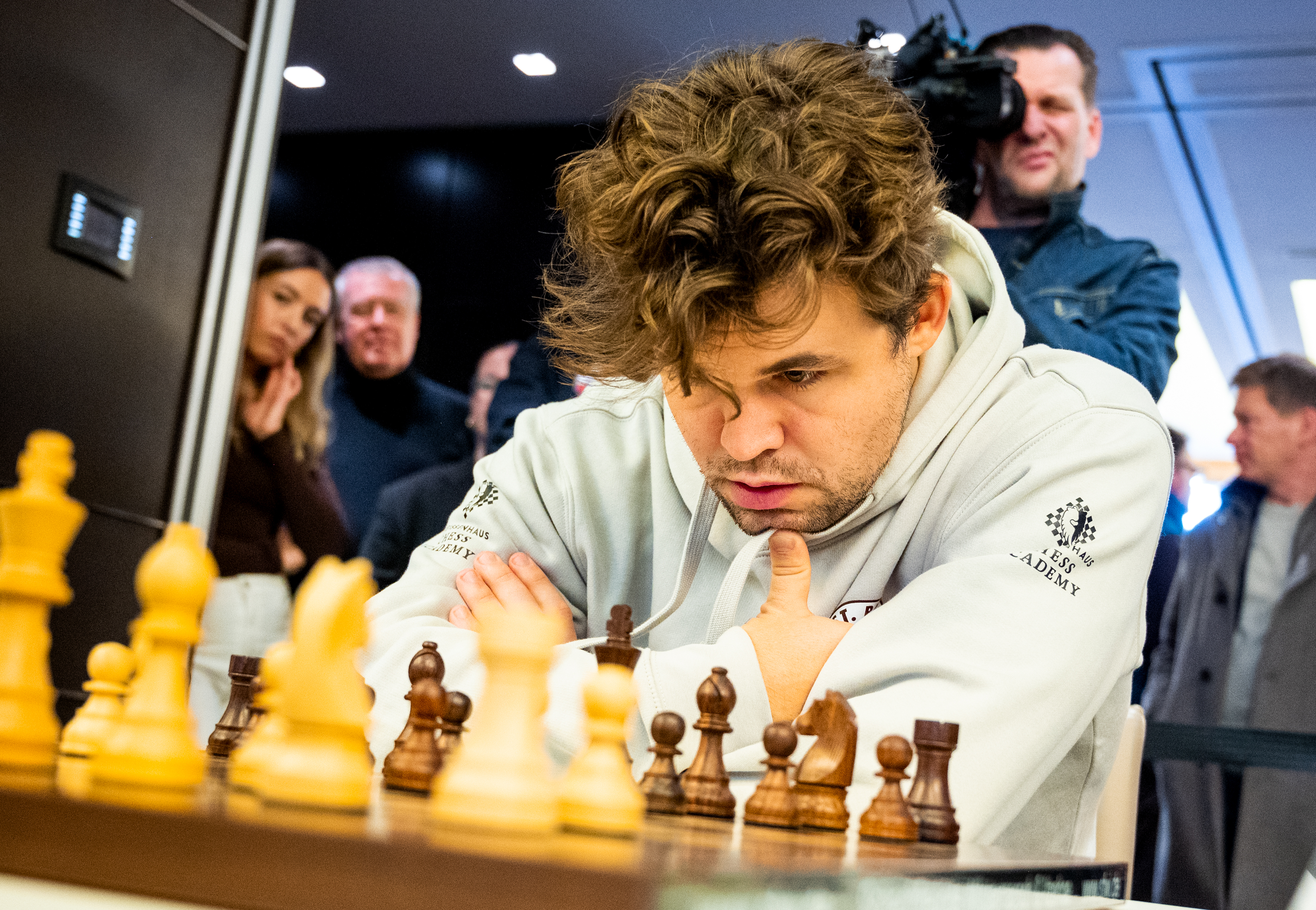 Chess grandmaster Magnus Carlsen forced into draw against ‘world’ – NBC ...