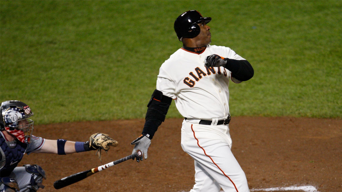 Barry Bonds' snub from Hall of Fame sparks disgruntled social media reactions