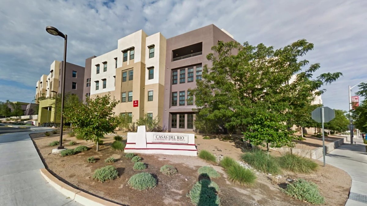 1 killed in shooting at the University of New Mexico during new student orientation
