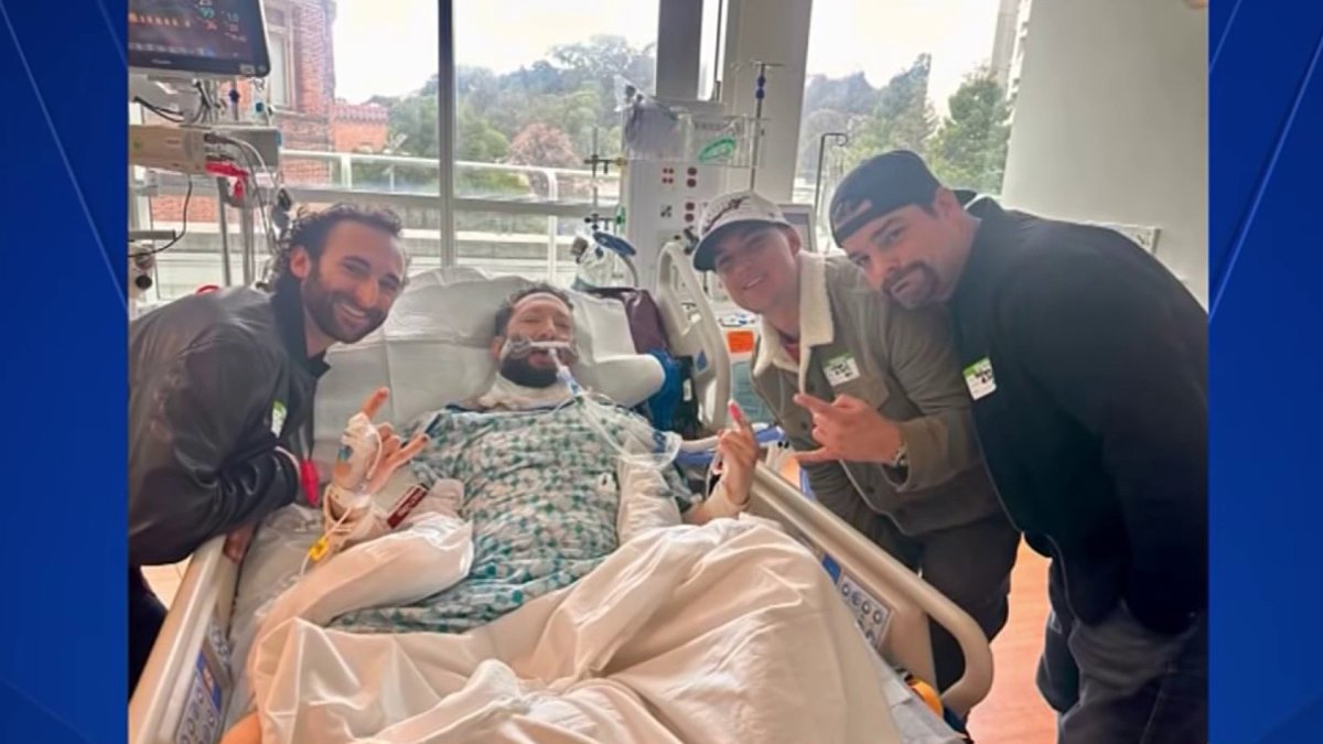 Man recovering after being stabbed in the neck at San Francisco bar