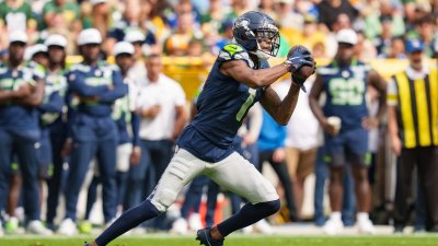 GREEN BAY, WISCONSIN – AUGUST 23: Marquez Valdes-Scantling #1 of the Seattle Seahawks during the first quarter quarter of an NFL preseason football game against the Green Bay Packers at Lambeau Field on August 23, 2025 in Green Bay, Wisconsin. (Photo by Todd Rosenberg/Getty Images)