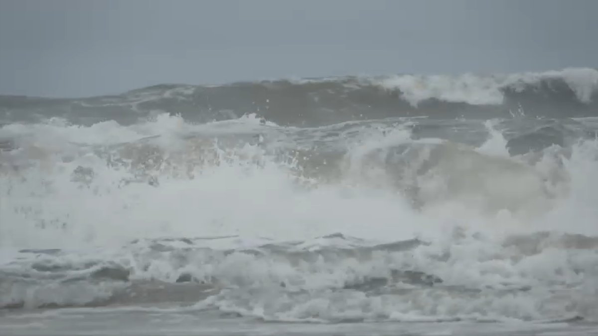 Bay Area faces coastal flooding risk, hazardous beach conditions amid dry weather