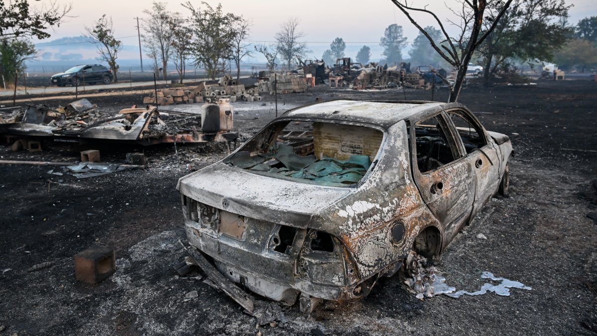 Wildfire burns historic California town, burning multiple homes NBC Bay Area