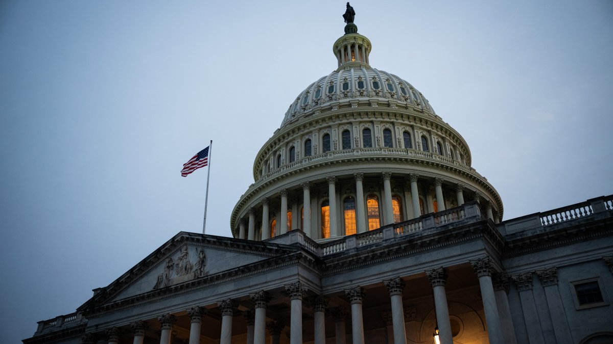 Government set for shutdown as Senate leaves for night – NBC Bay Area