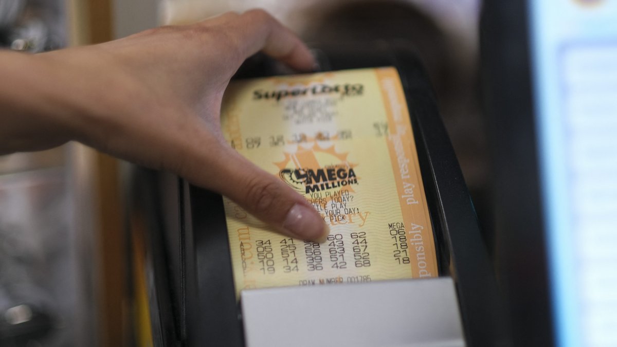 Record drought without a Mega Millions jackpot winner continues