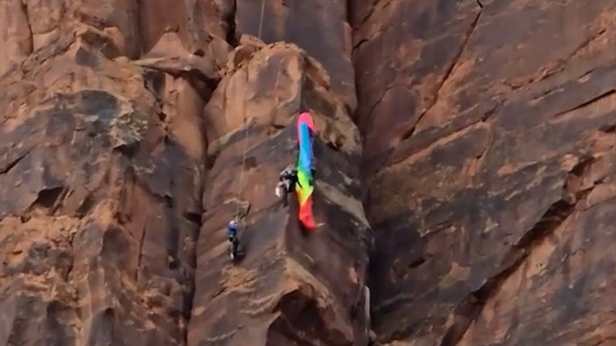 Jumper Rescue Ring BASE jumper rescued after dangling off of cliff for hours – NBC Bay Area