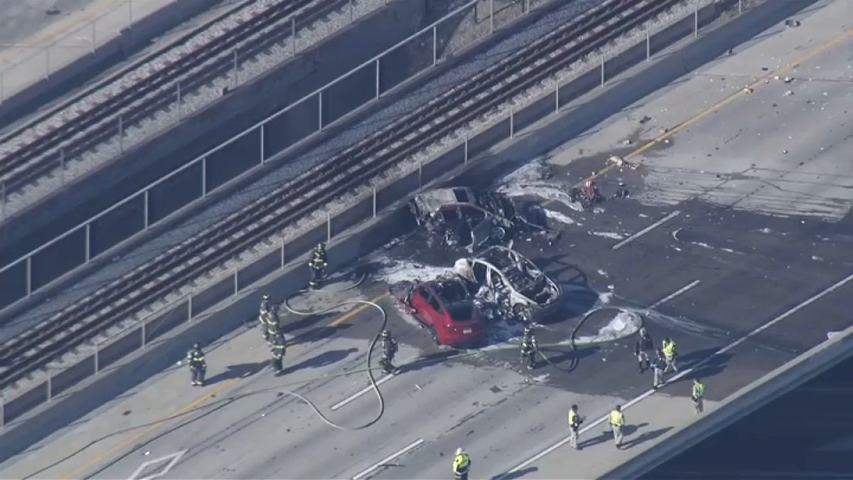 Fiery crash on northbound Highway 87 in San Jose leaves 2 dead – NBC ...