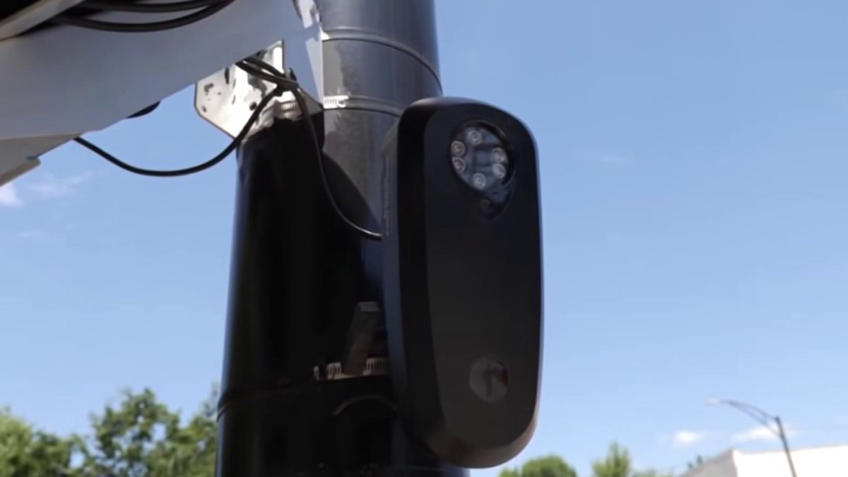 Oakland considers adding more Flock security cameras