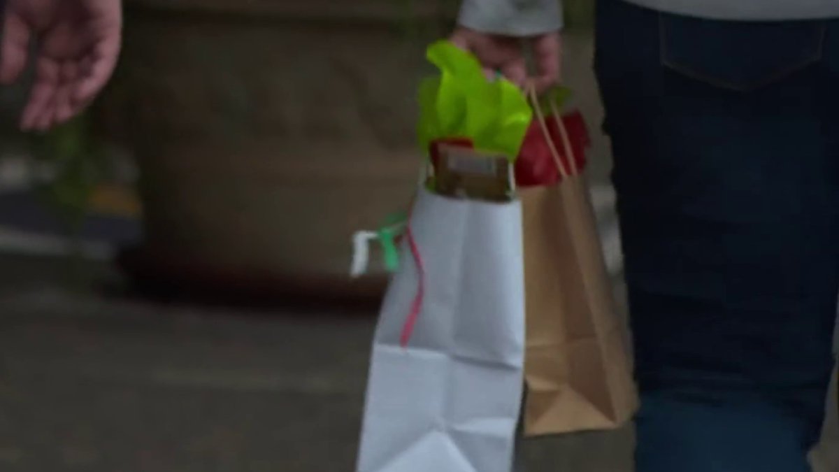 North Bay residents race to get last-minute shopping before rain