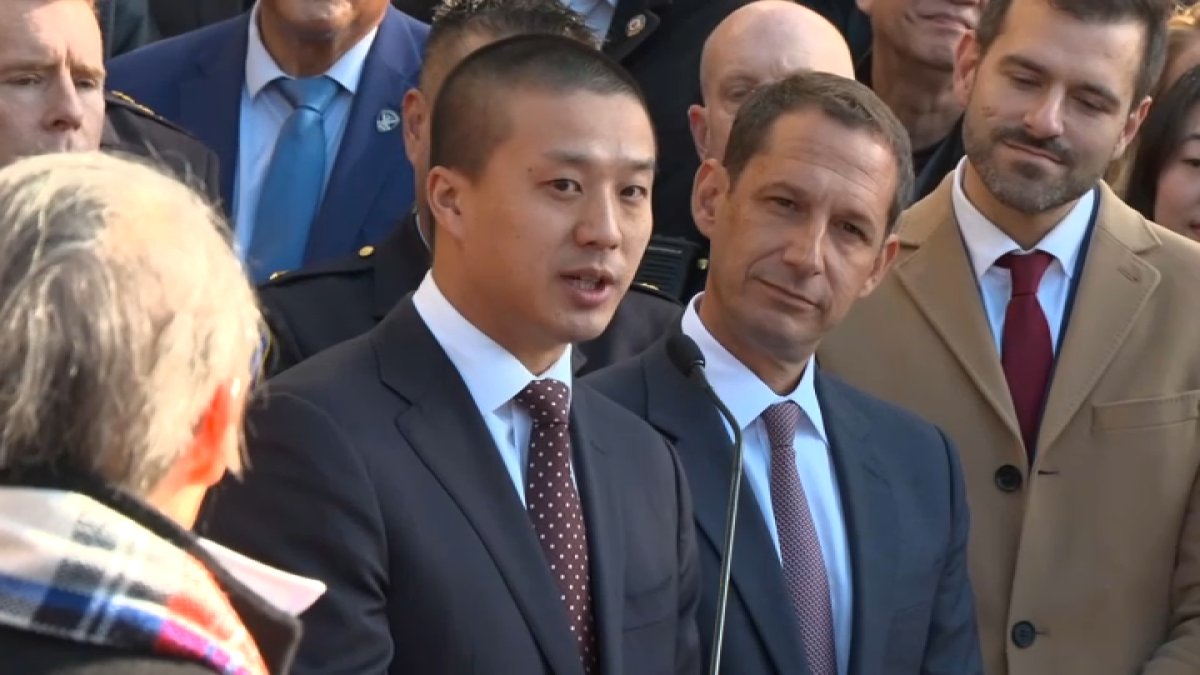 Alan Wong sworn in as San Francisco’s new District 4 supervisor – NBC ...