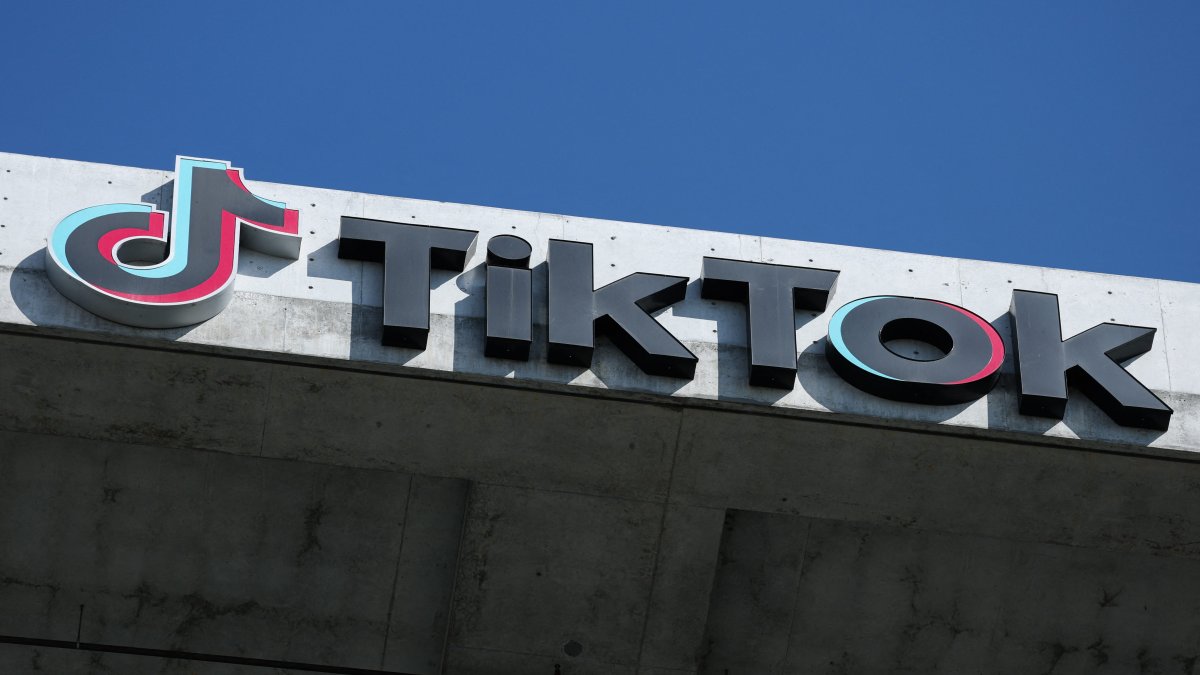 TikTok signs deal with 3 major investors to form US joint venture – NBC Bay Area  www.nbcbayarea.com