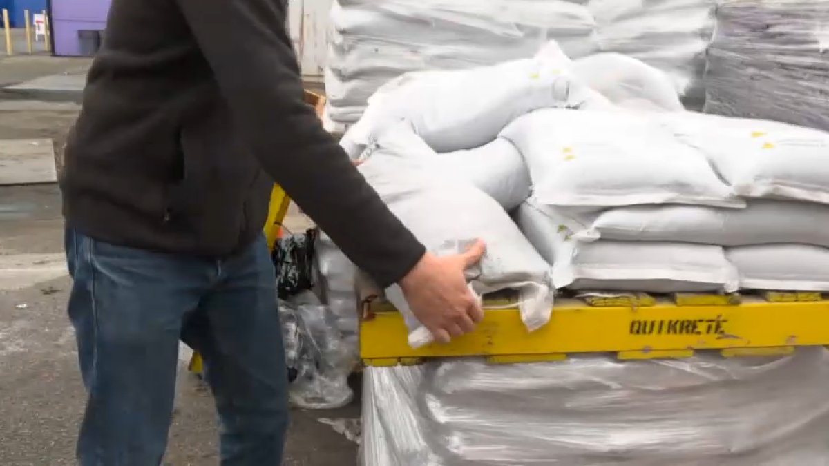 San Francisco makes sandbags available ahead of rainy stretch