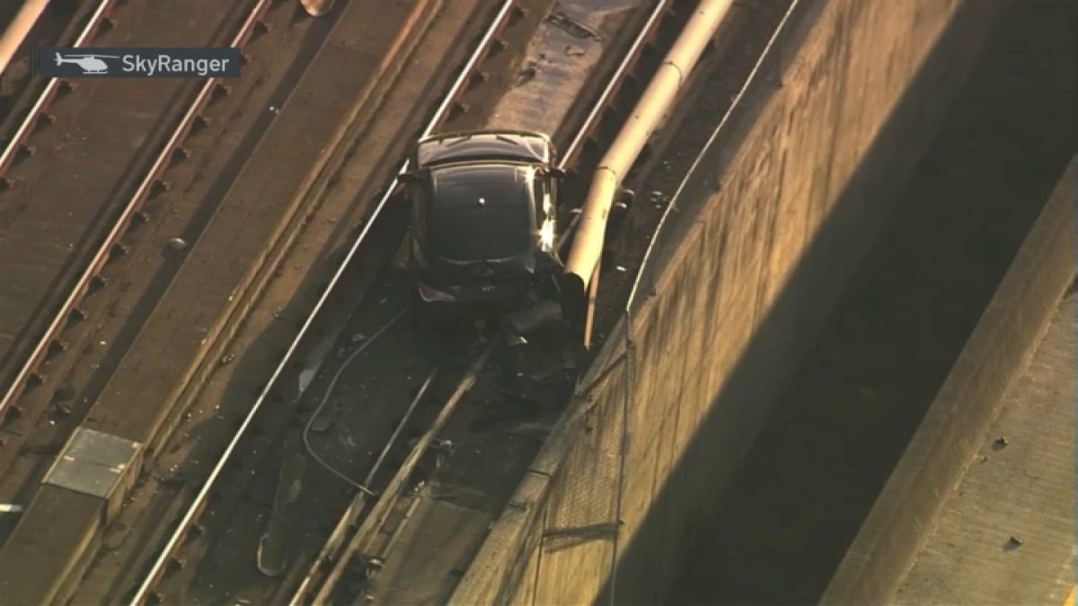 BART service resumes in Castro Valley after car removed from tracks