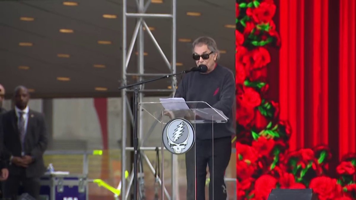 Celebration of life held for Bob Weir in San Francisco