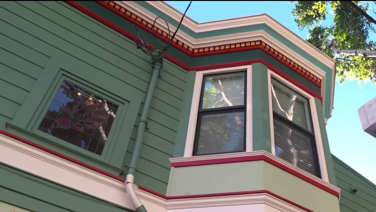 Owners of San Francisco restaurants offer housing to employees