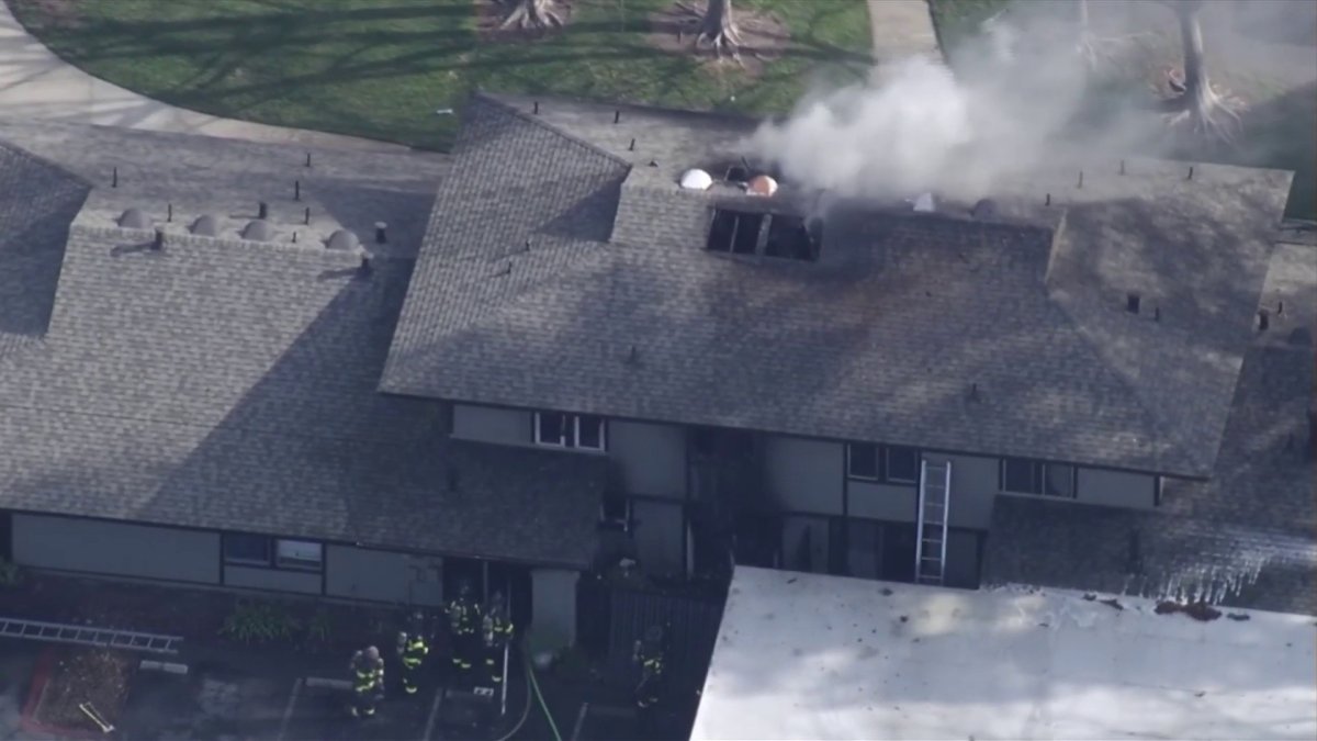 Watch: Crews contain 2-alarm apartment fire in Concord – NBC Bay Area