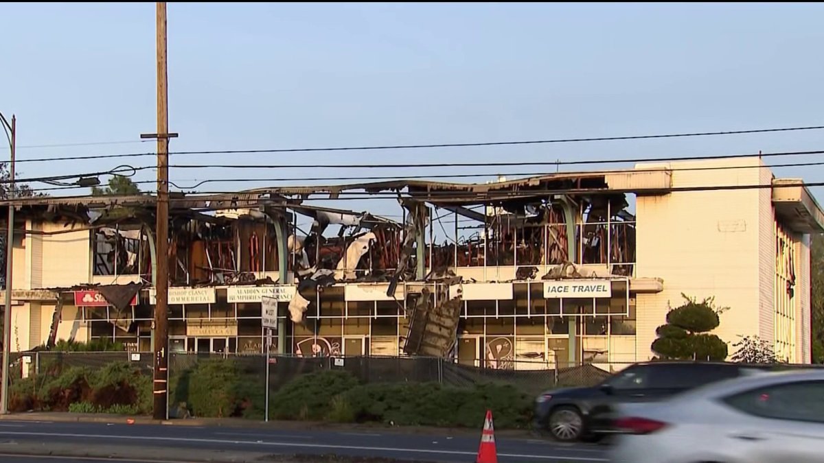 Investigation underway after fire destroys abandoned building in San ...