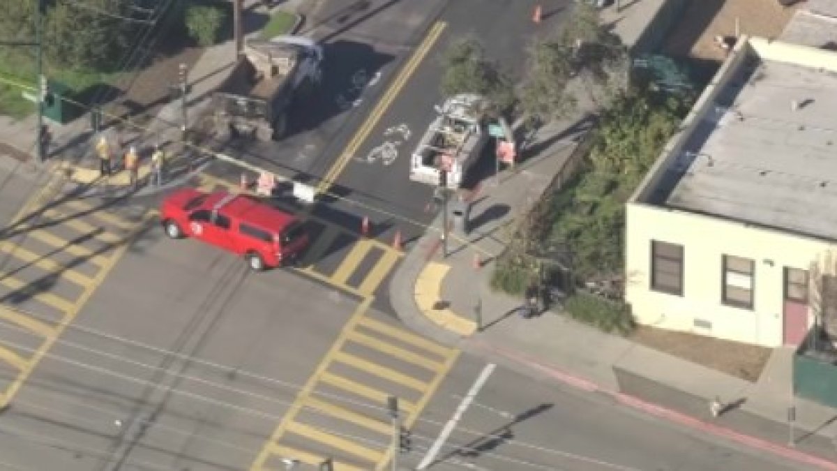 Gas leak in Alameda prompts evacuations for residents, high school