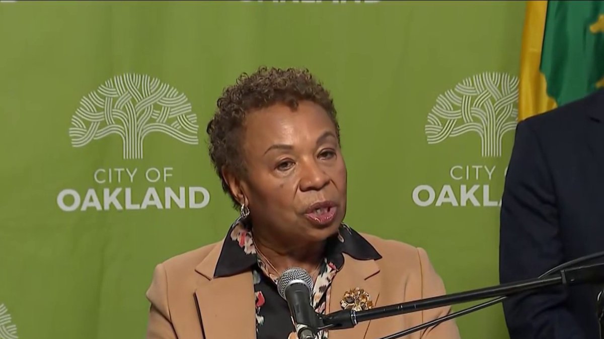 Oakland celebrates drop in crime in 2025, vows to build on momentum