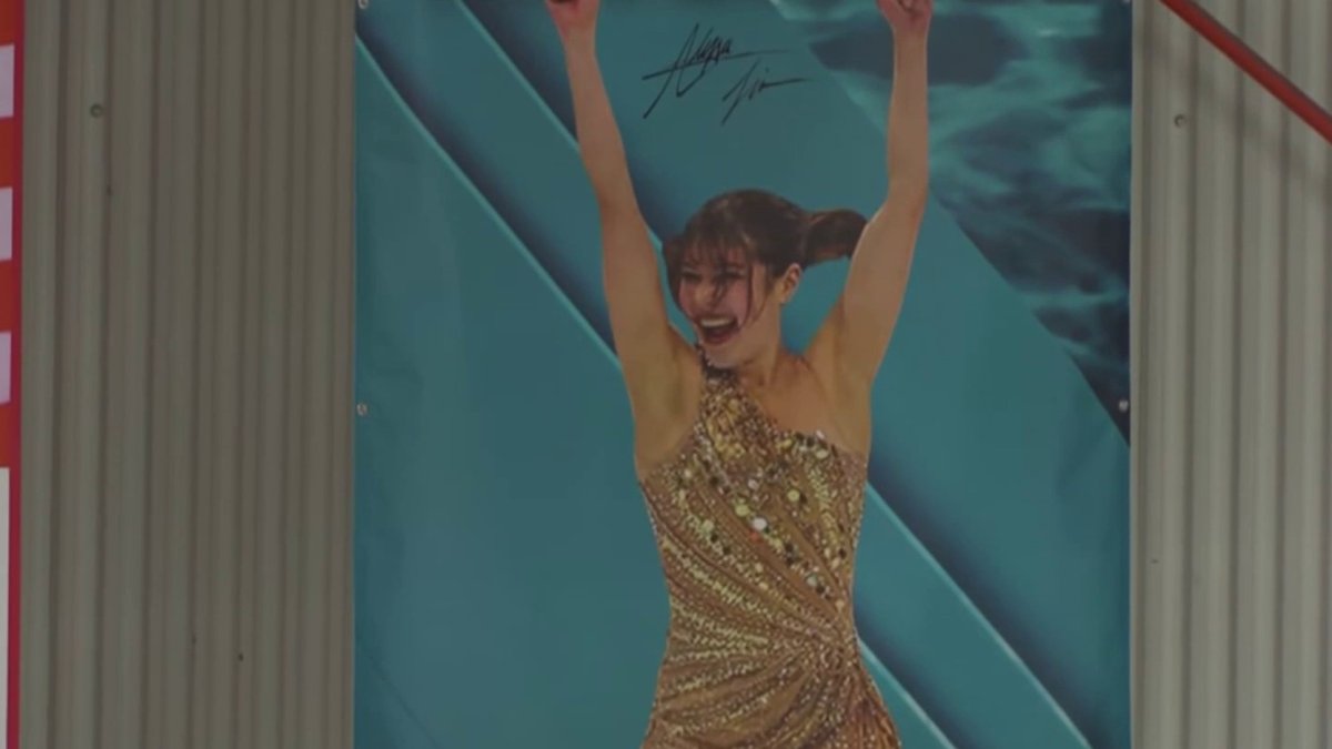 Oakland residents show pride for Alysa Liu ahead of Winter Olympics