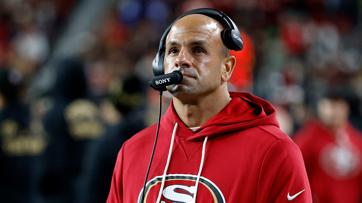 Titans reportedly finalizing deal to hire 49ers DC Robert Saleh as head coach