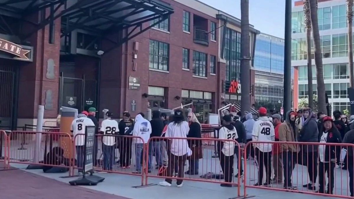 San Francisco Giants kick off San Jose Fanfest