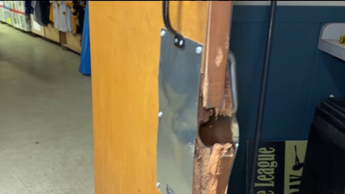 Burglary leaves thousands of dollars in damages to Hayward little league