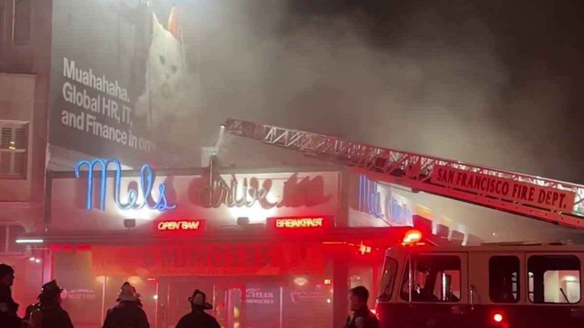 Fire breaks out at Mel's Drive-In diner in San Francisco