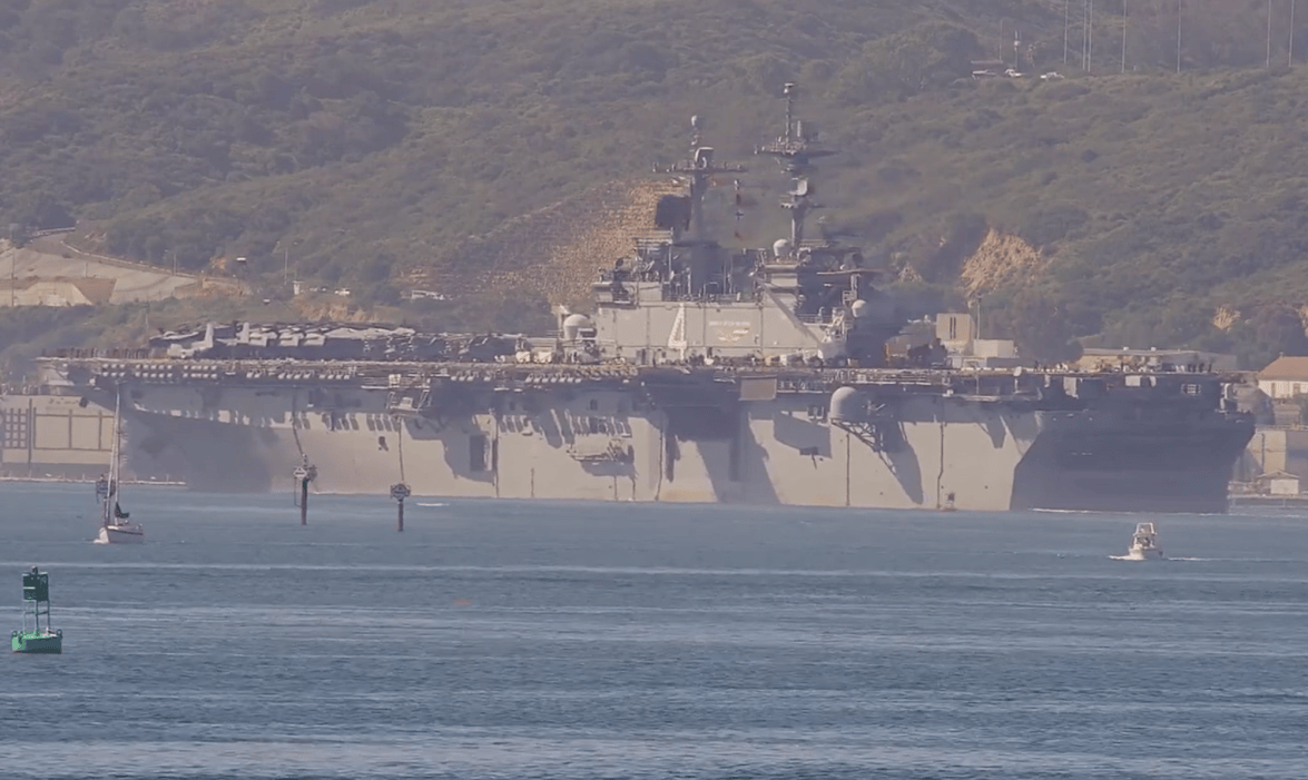 Uss Boxe Thousands of U.S. troops deploy to the Middle East on USS Boxer – NBC ...