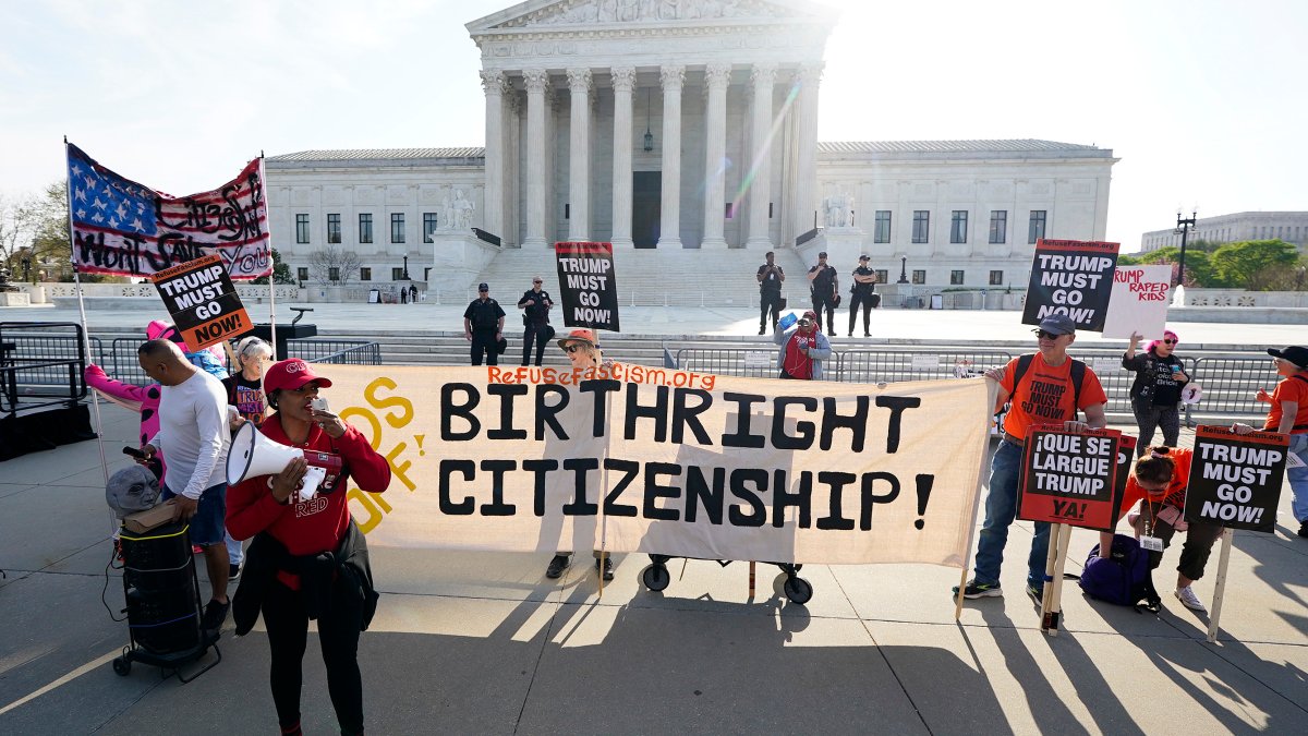 Supreme Court appears skeptical of Trump's bid to limit birthright citizenship