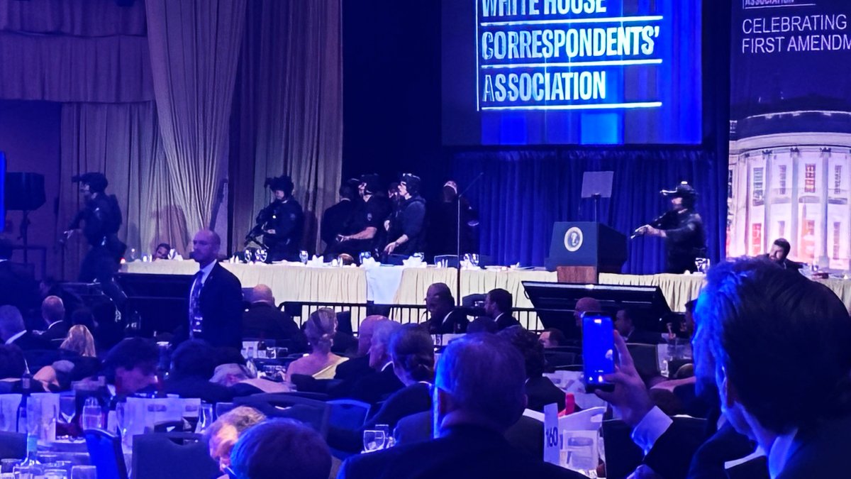 Man charged with trying to kill Trump took hotel room selfie before rushing gala, investigators say