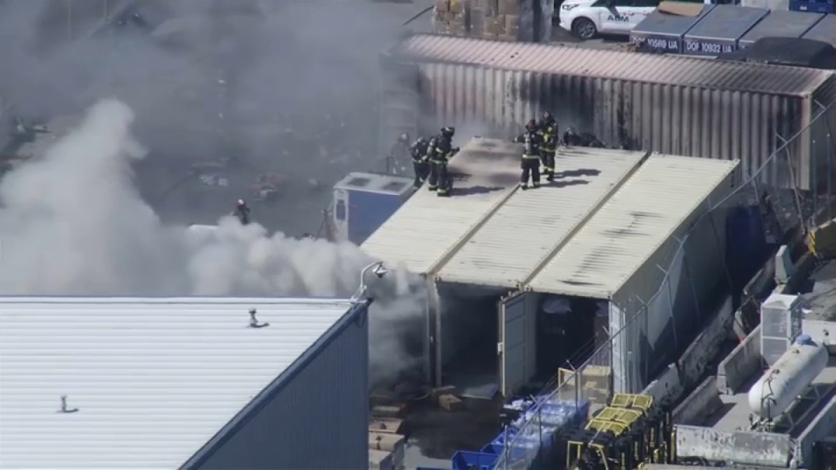Firefighters contain blaze in cargo area at SFO – NBC Bay Area