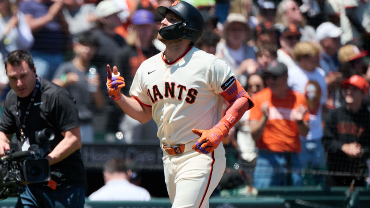 How Casey Schmitt's positional versatility helped him achieve rare Giants feat with the bat